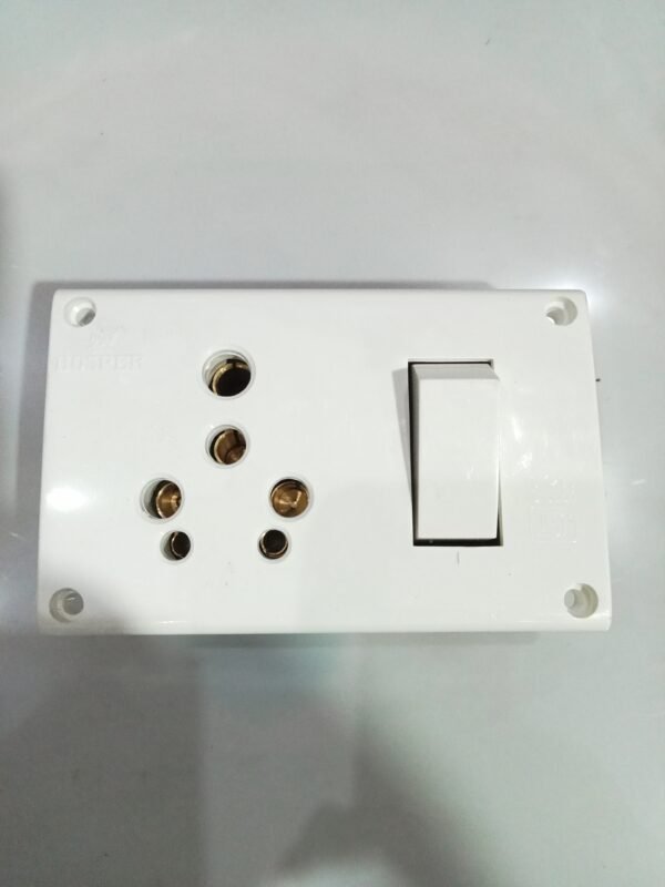 Hosper switch socket 16A. 240v~ - Image 4